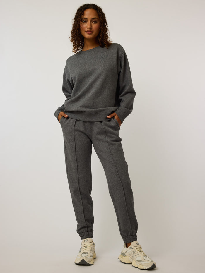 Women's Smoke Heather Aspen Melange Jogger - Full Body Styled Matching Set, On Model | Greyson Clothiers