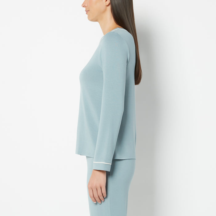 Casual Sleep Long Sleeve Scoop Neck Top in Lead