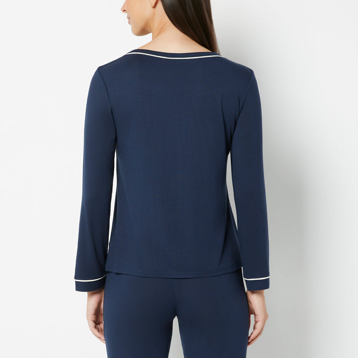 Casual Sleep Long Sleeve Scoop Neck Top in Navy Blazer
