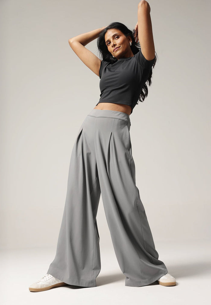 Gowri Grey Smoke / XS-elene / Regular - Upto 5'4