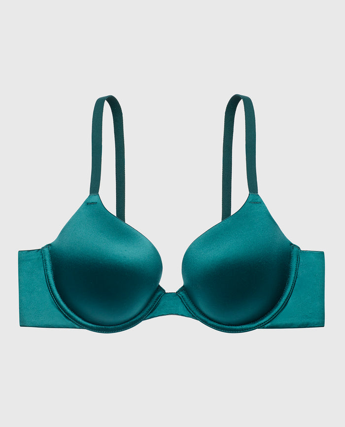 Demi Bra in Mediterranea