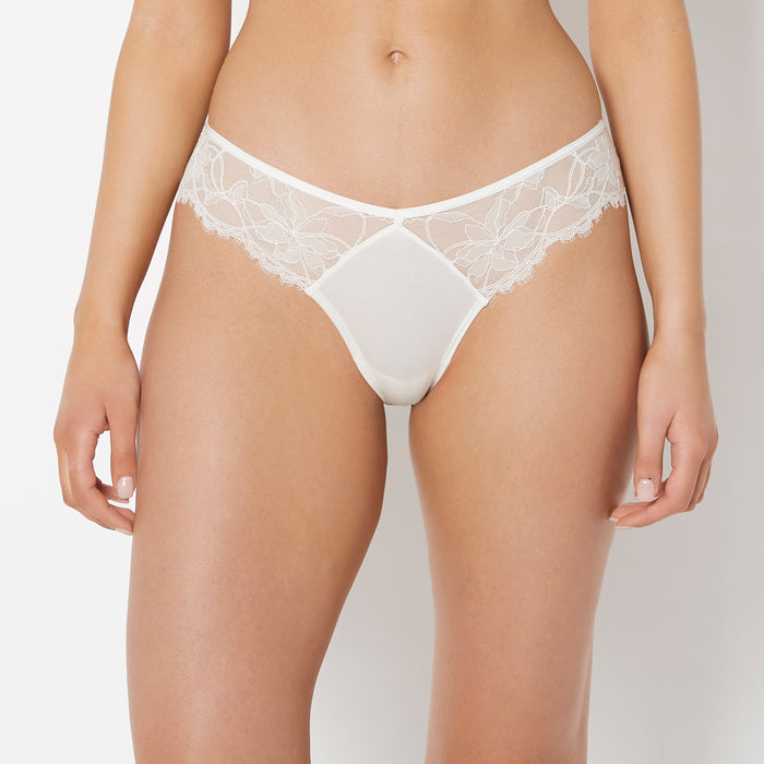 Diva Cheeky Panty With Afterglow Lace in Ivory
