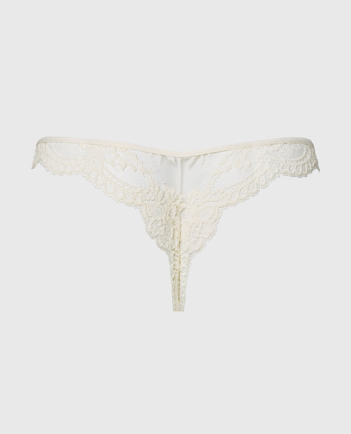 Diva Cheeky Thong Lace Panty in Egret