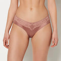 Diva Cheeky with Lush Lace in Deer