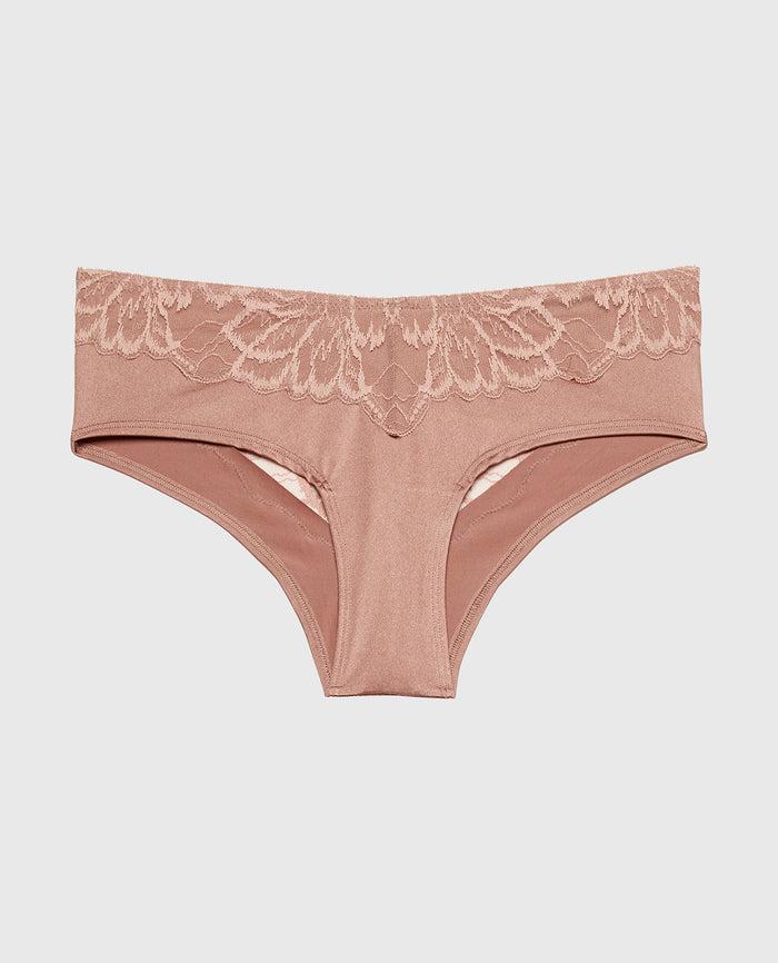 Diva Cheeky with Lush Lace in Deer