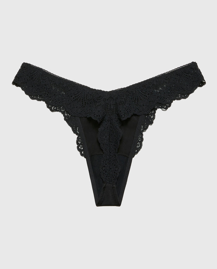 Diva Thong Panty with Timeless Lace in Tuxedo Black
