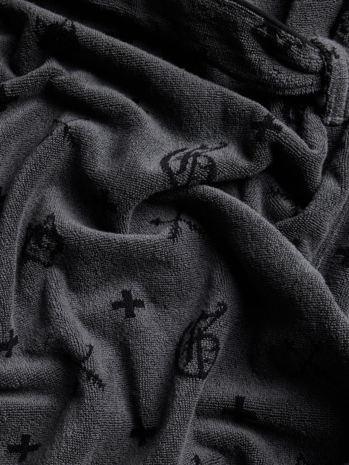 G.O.A.T. Terry Resort Robe - Absorbent Terry Fabric Texture Detail in Shepherd | Greyson Clothiers