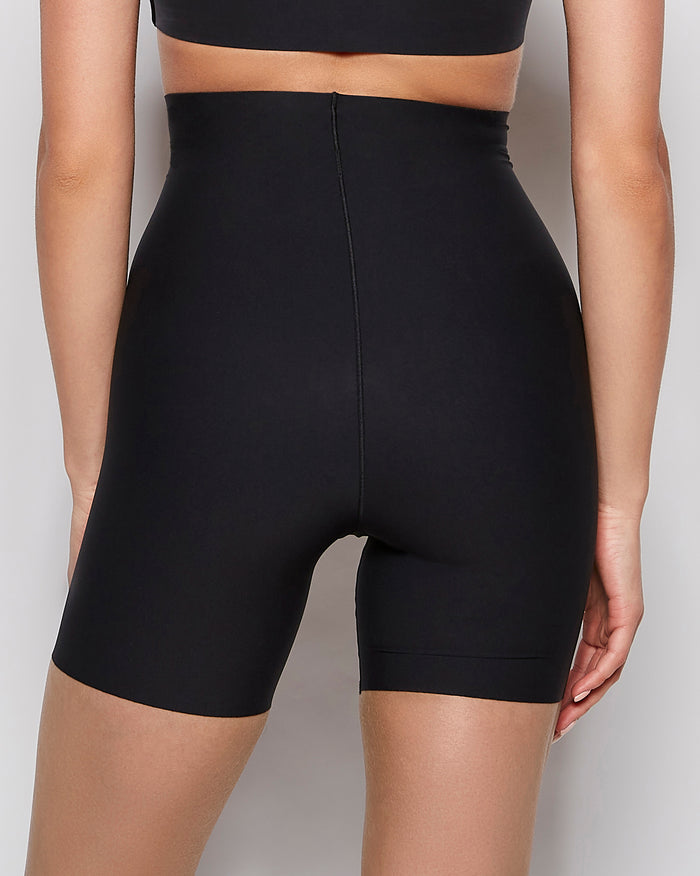 High Waist Smoothing Short in Black