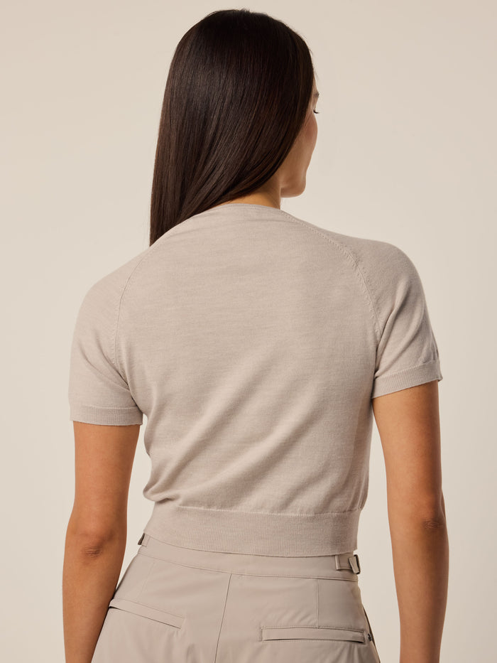 Greyson Clothiers Leith Short Sleeve Sweater in Sand - Back View, raglan seam and ribbed hem