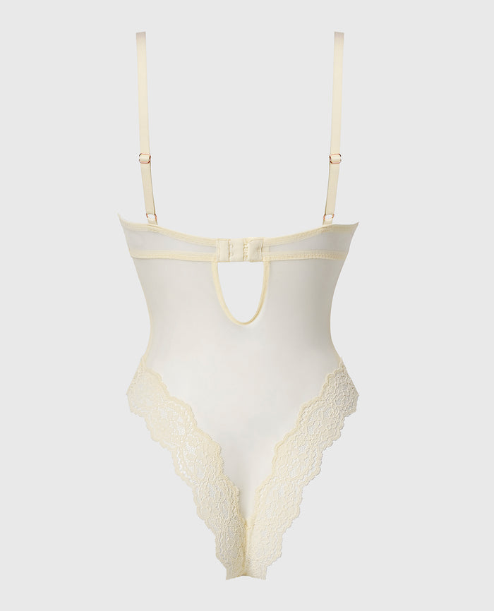 Lightly Lined Bodysuit with Timeless Lace in Pearled Ivory