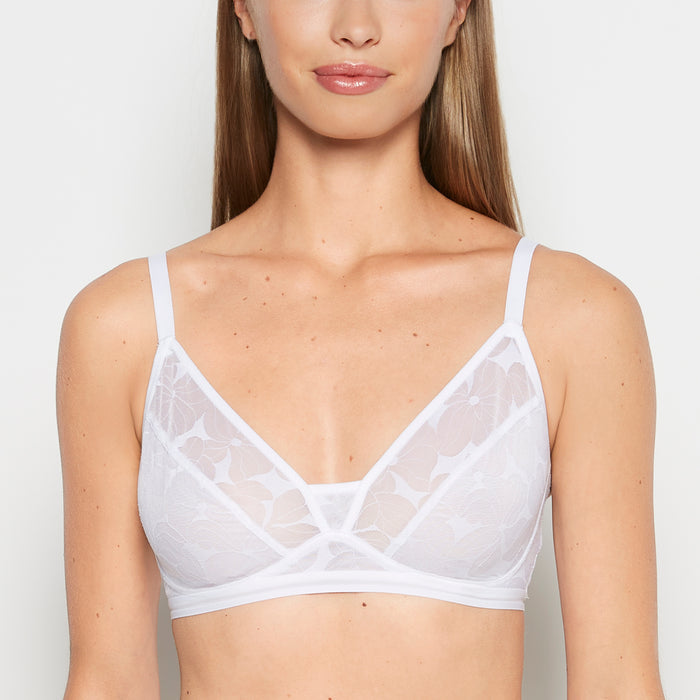 Lined Wired Triangle Bralette in Powdered Sugar