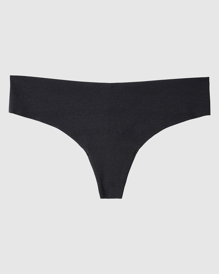 No Show Invisible Thong Panty in Tuxedo Black