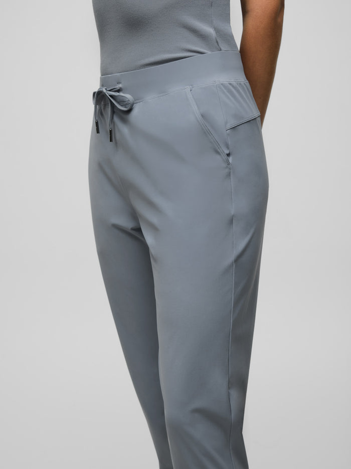 Stingray Phoenix Jogger Waistband & Side Pocket Detail - Close-Up | Greyson Clothiers