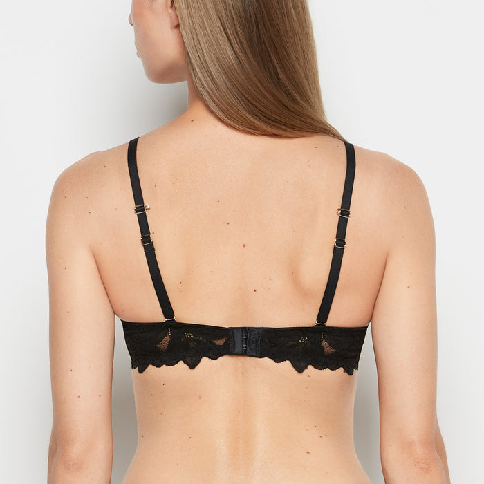 Push Up Bra with all over Reverie Lace in Tuxedo Black