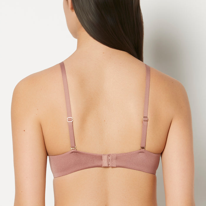 Push Up Plunge Bra With Lush Lace Piecing in Deer
