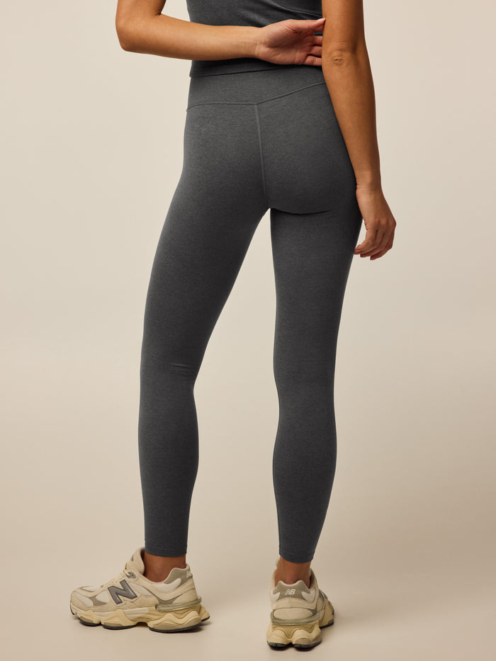 Smoke Heather Rhinebeck Legging - Back View On Model | Greyson Clothiers