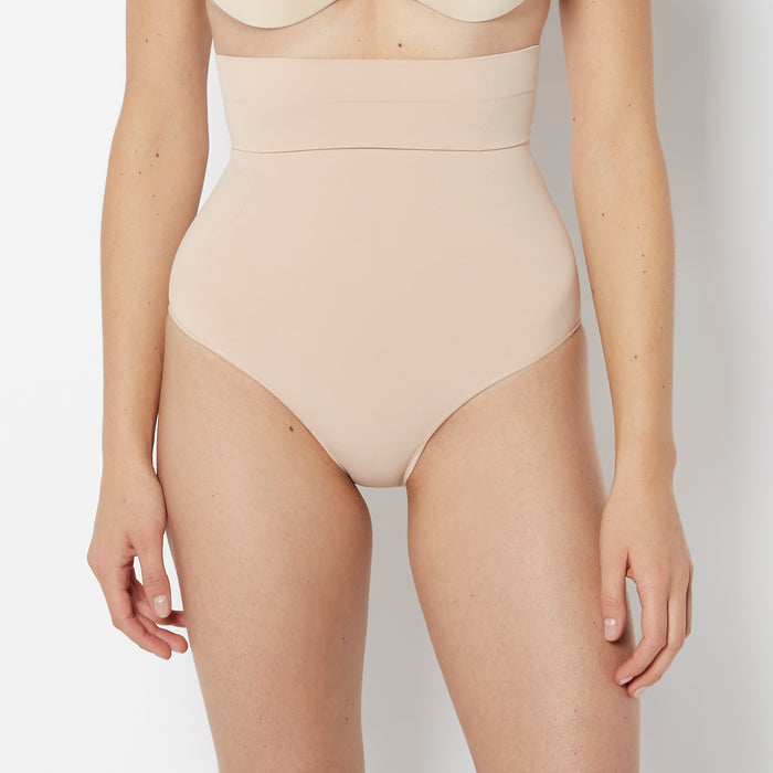 Sculpting High Rise Brief in Rosetan