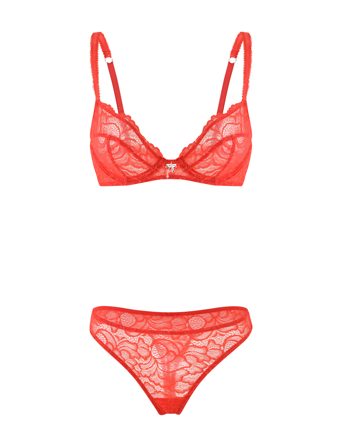 The SIRENE SET 2.0 - RED by TIGERMIST is a red lace intimate set with matching bra and underwear, adjustable straps, floral lace details, and a decorative bow at the center of the bra.