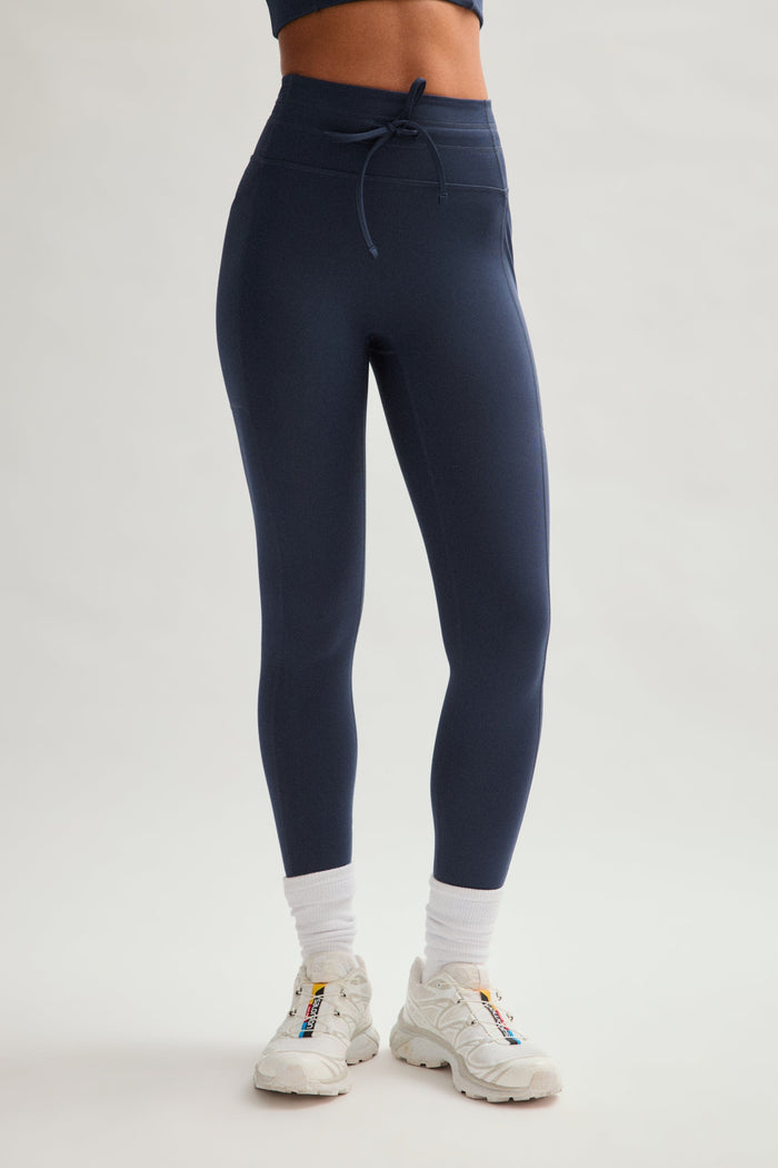 Skyline Compressive Drawstring Pocket Legging