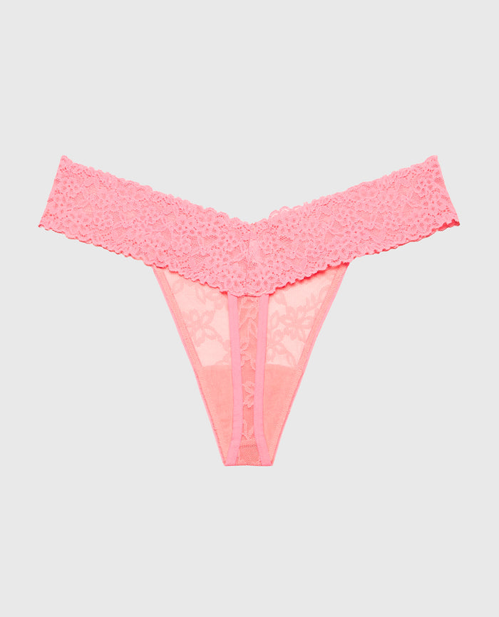 Thong Panty in Ultra Lace in Conch Shell